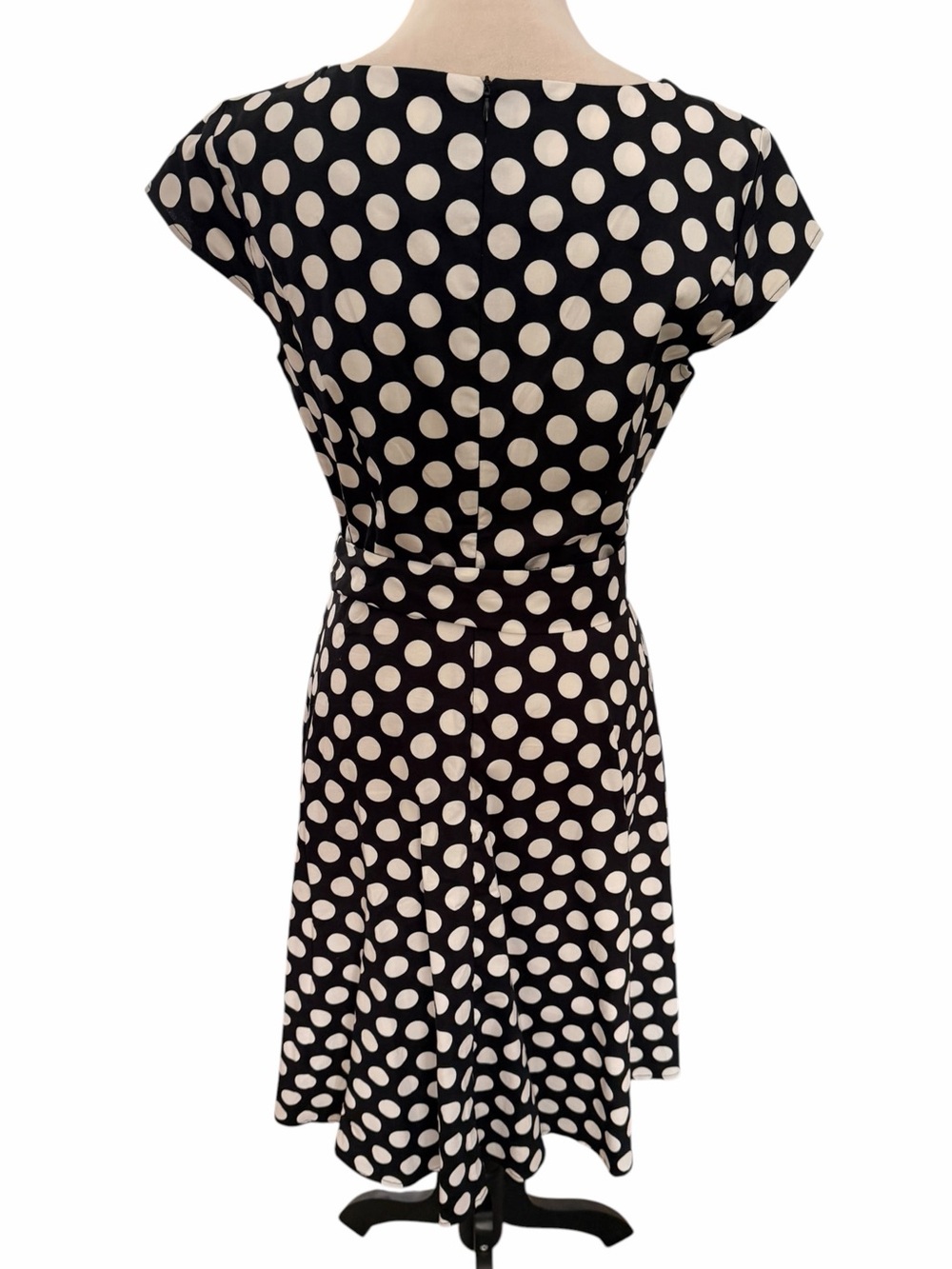 Large Polka Dot Tie-Waist Fit and Flare Dress Black White Cap Sleeves Cotton - Picture 4 of 7
